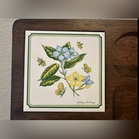 Vintage Georges Briard Walnut Cheese Tray MCM Blue Yellow Flowers - Picture 3 of 11